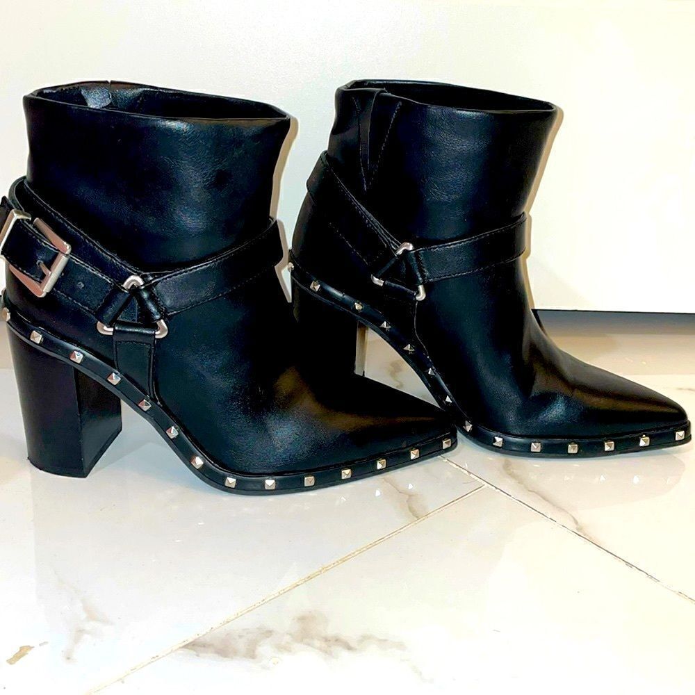 Charles David Western Heeled Boots